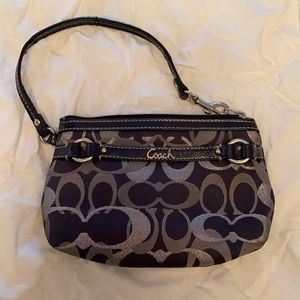 Couch Patterned Wristlet